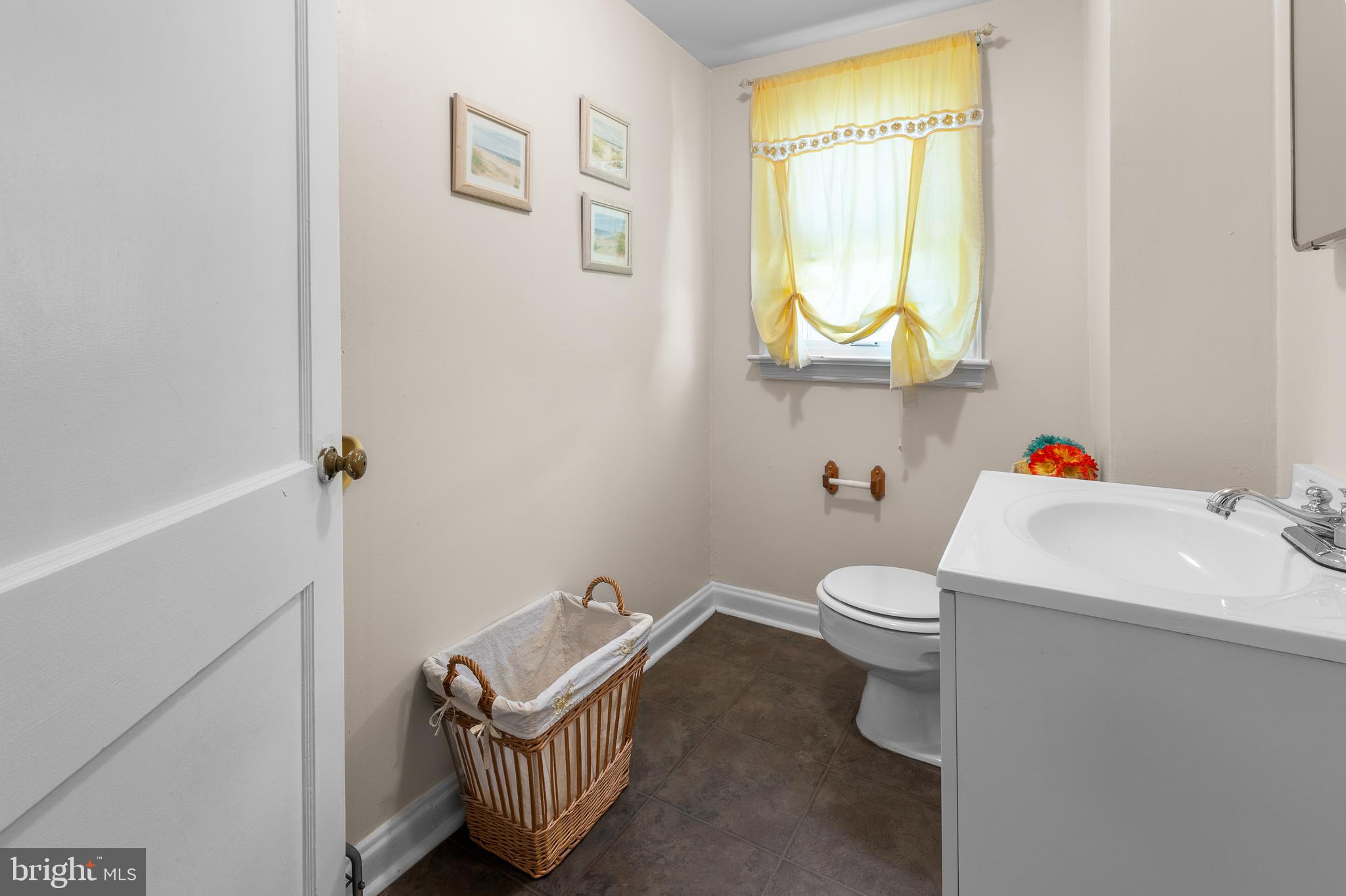 4101 Naamans Creek Road Upper Chichester, PA 19061 - Photo 16 of 30