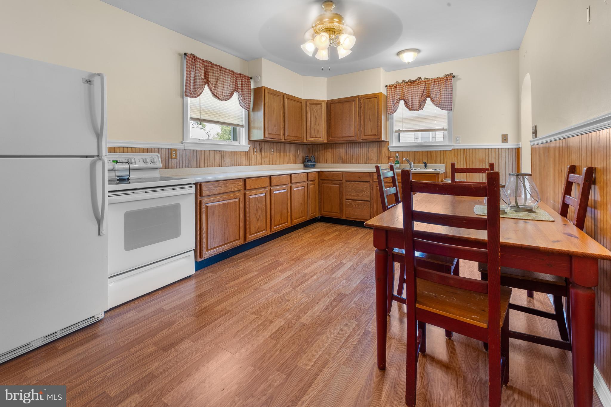 4101 Naamans Creek Road Upper Chichester, PA 19061 - Photo 8 of 30