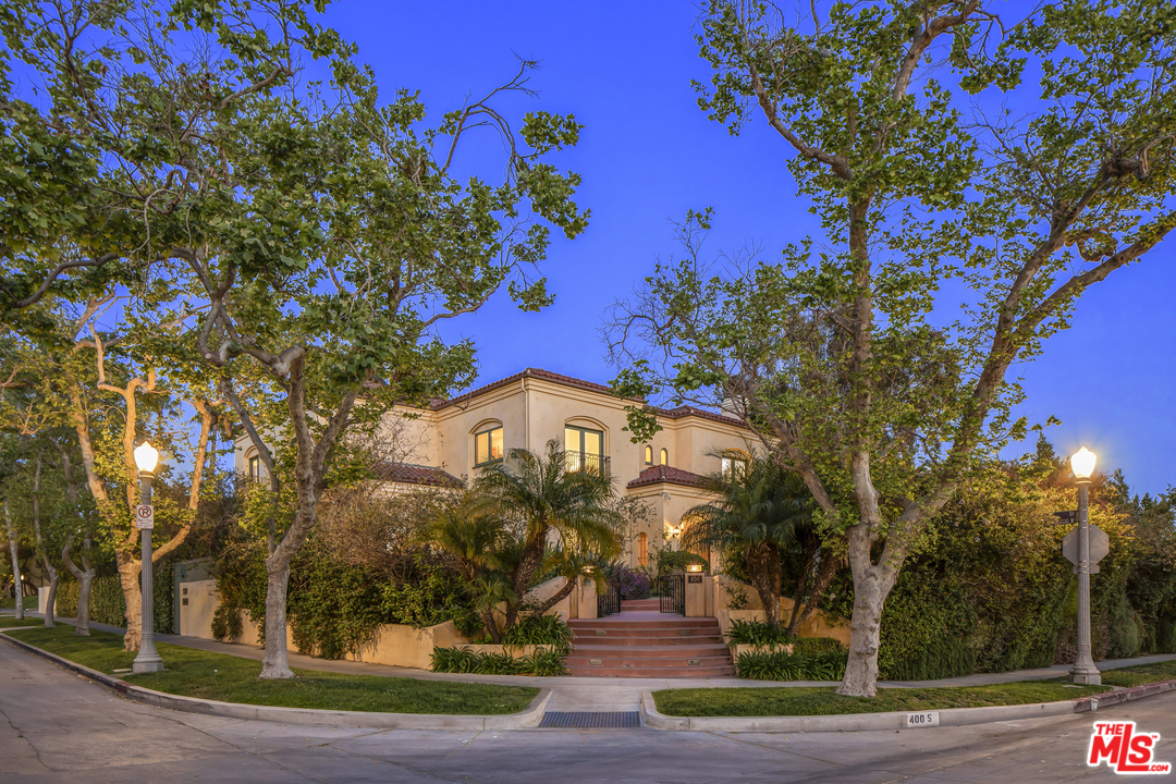 400 South Mc Cadden Place Los Angeles, CA 90020 - Photo 2 of 28