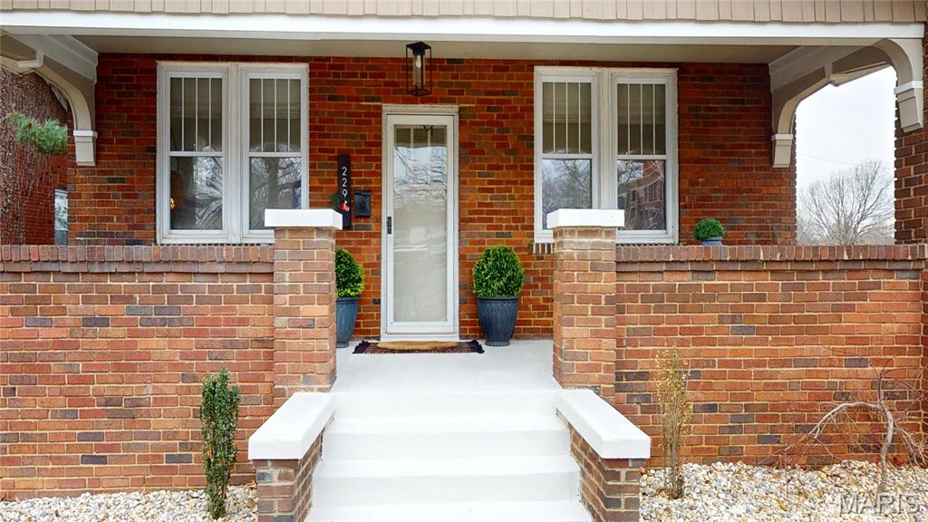 229 Commercial Street Edwardsville, IL 62025 - Photo 3 of 38