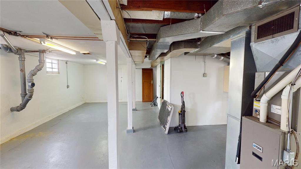 229 Commercial Street Edwardsville, IL 62025 - Photo 34 of 38