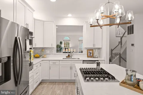 $795,000 | 4290 Park Green Court, Fairfax, VA 22030
