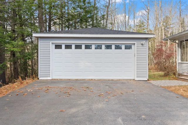 $439,000 | 1 Birch Ridge Avenue, Topsham, ME 04086