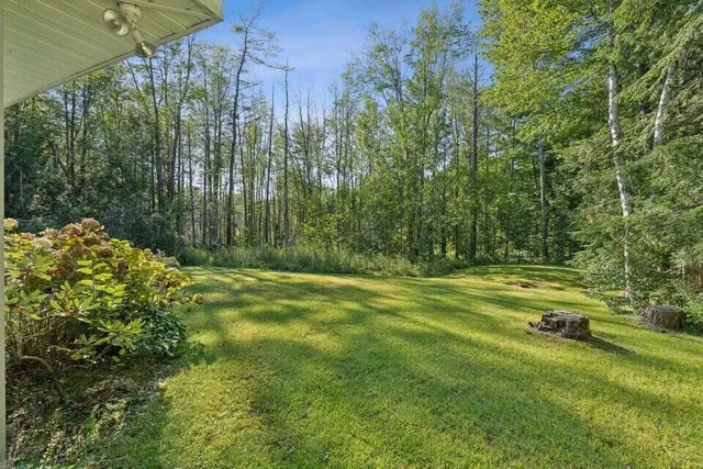 $439,000 | 1 Birch Ridge Avenue, Topsham, ME 04086