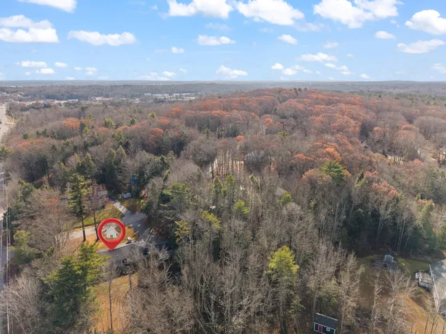 $439,000 | 1 Birch Ridge Avenue, Topsham, ME 04086