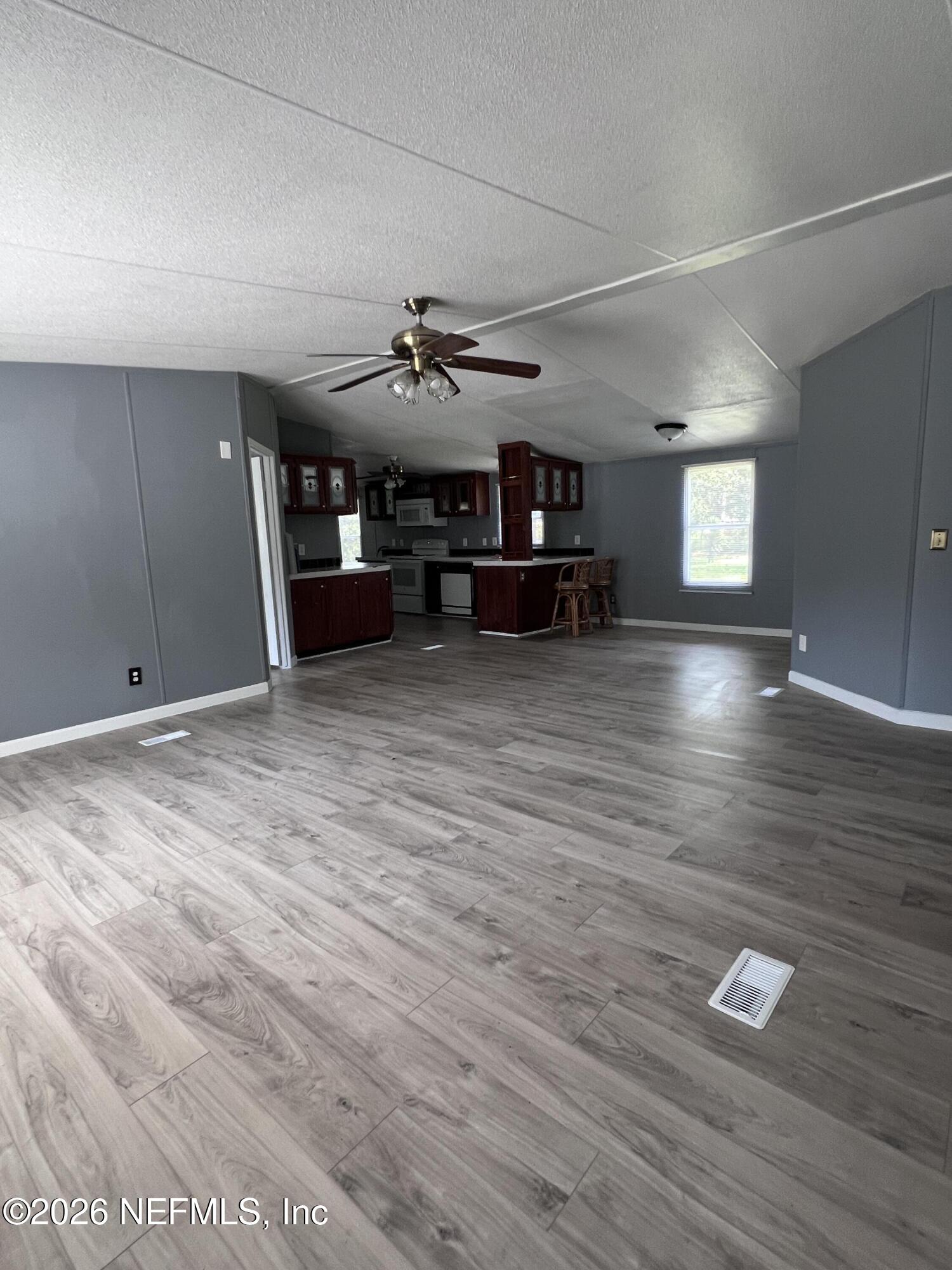 4002 Pinto Road Middleburg, FL 32068 - Photo 3 of 15 Living room