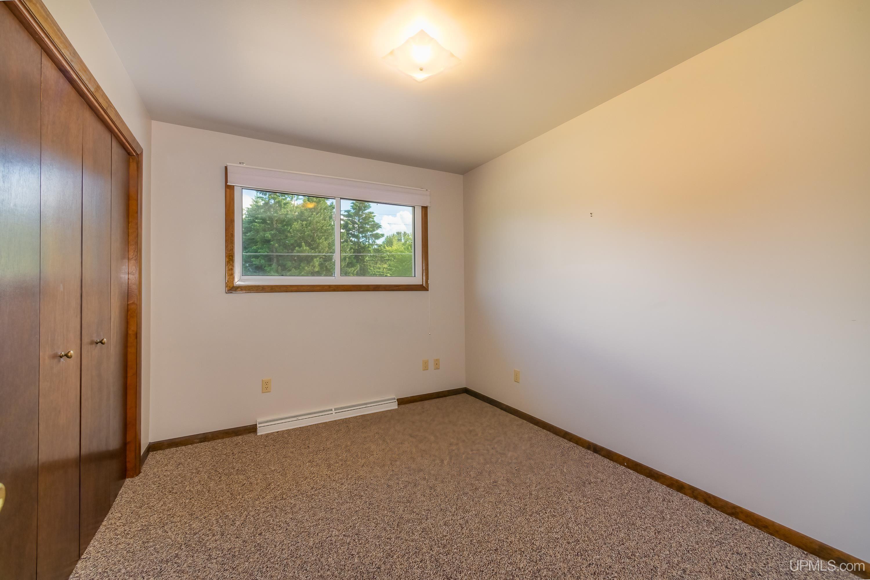 204 Ford Road Marquette, MI 49855 - Photo 10 of 47