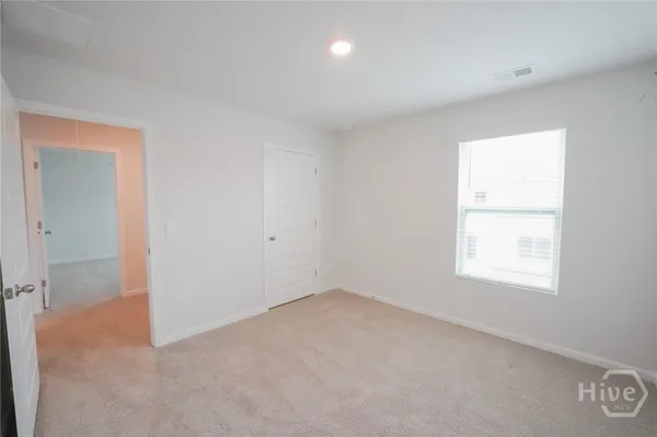 $2,500 | 463 Coconut Drive, Bloomingdale, GA 31302