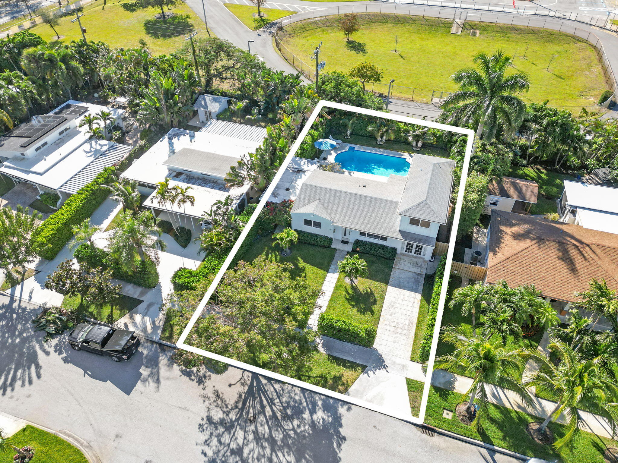 322 Maddock Street West Palm Beach, FL 33405 - Photo 30 of 33 42-web-or-mls-DJI_0257a