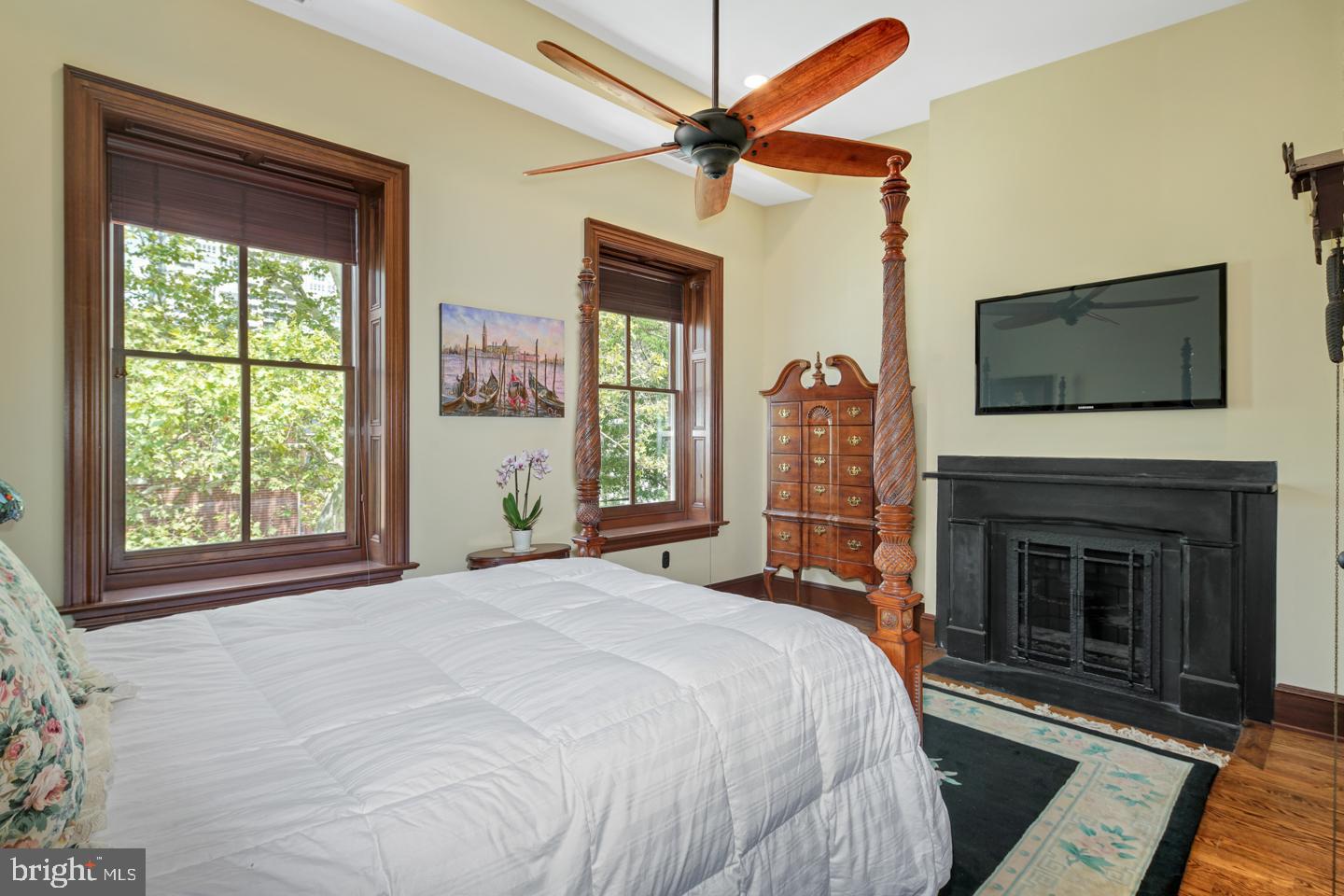 2000 Delancey Place, Unit 3 Philadelphia, PA 19103 - Photo 23 of 35