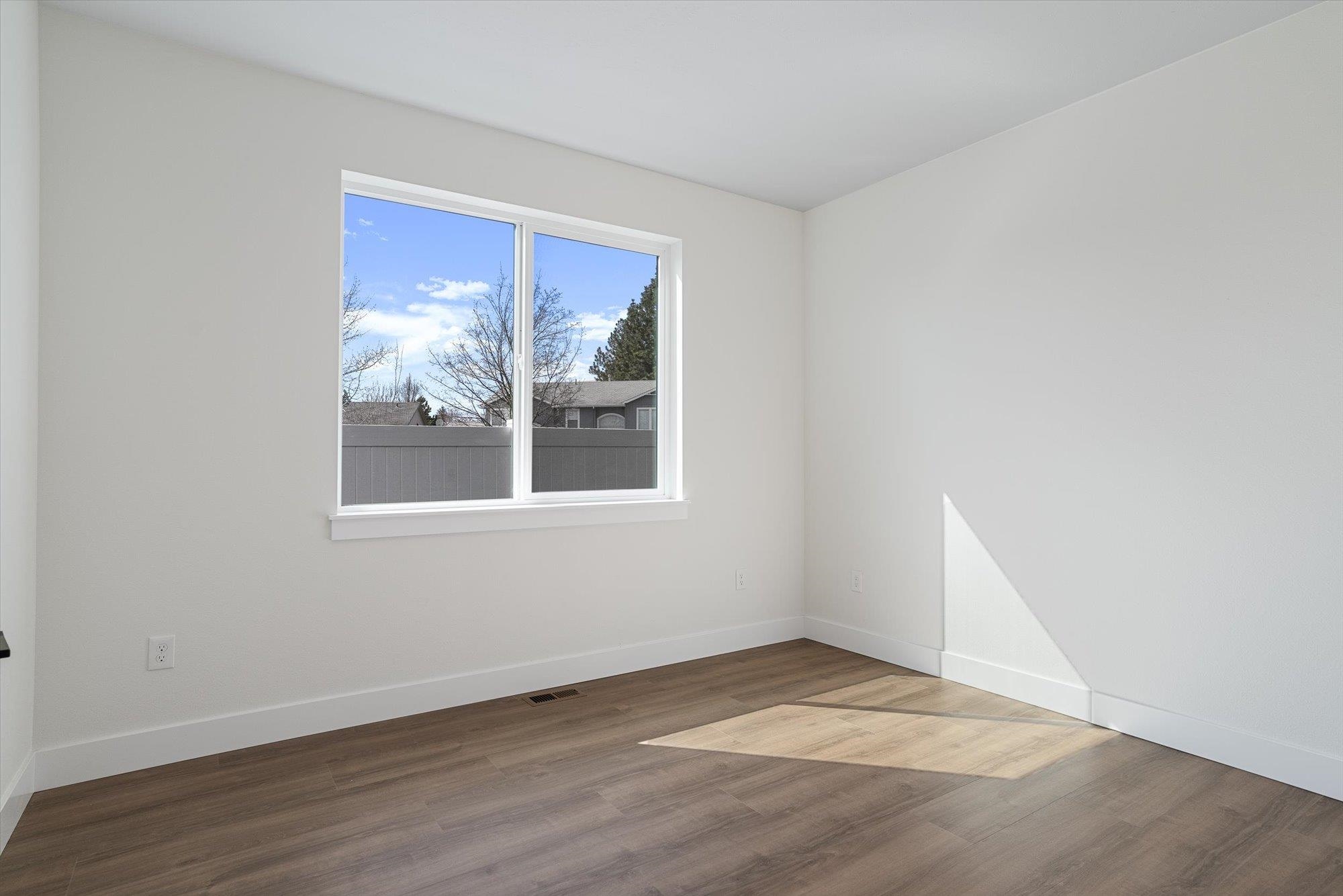 1915 North Donwood Street Spokane Valley, WA 99016 - Photo 16 of 37 Gallery Image 16