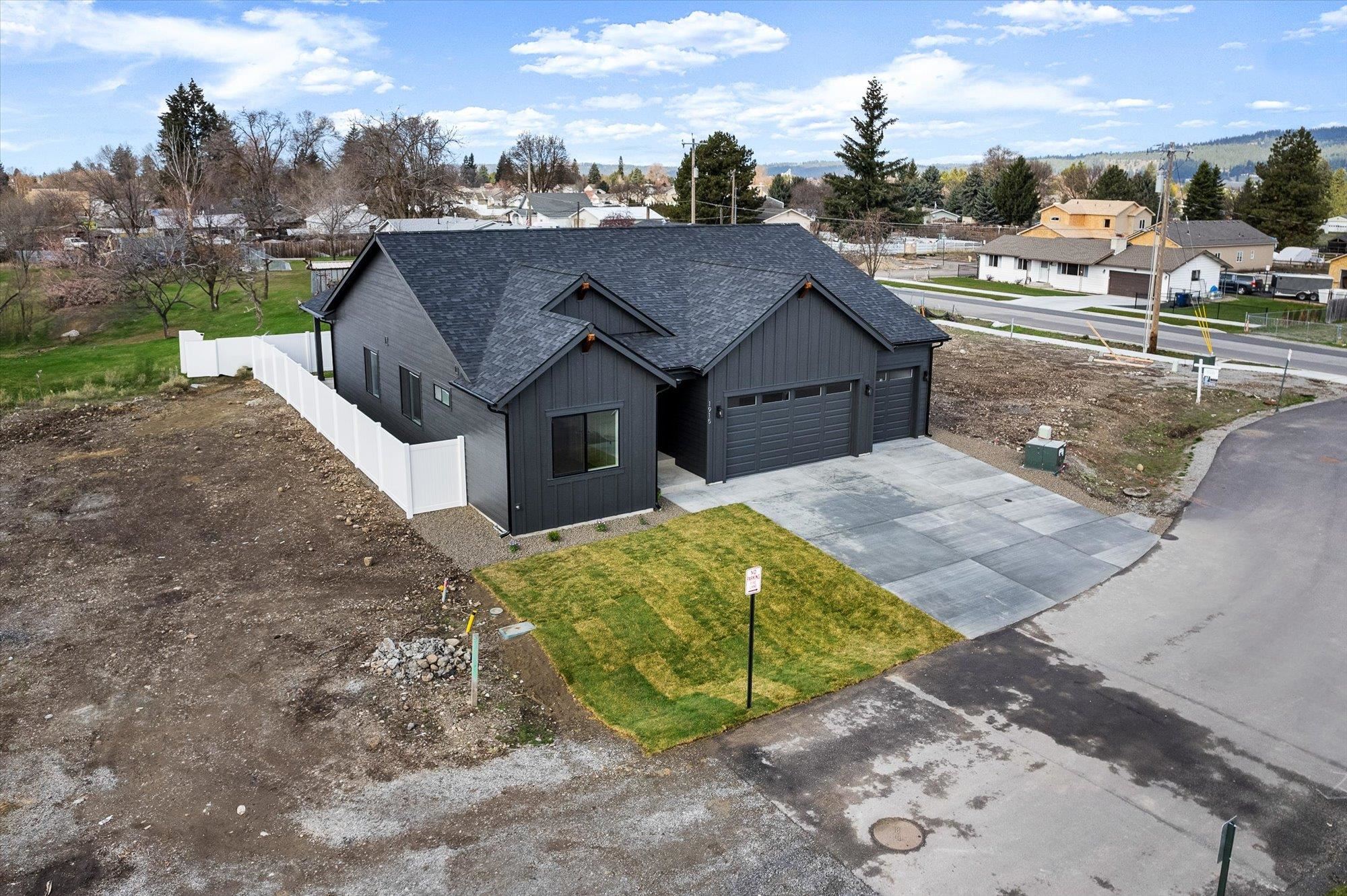 1915 North Donwood Street Spokane Valley, WA 99016 - Photo 29 of 37 Gallery Image 29