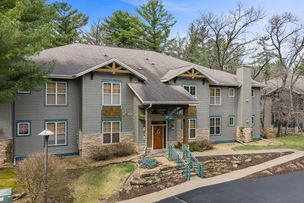 $334,000 | 407 Clara Avenue, Unit 109, Wisconsin Dells, WI 53965