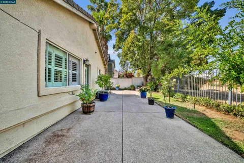$698,500 | 441 Apple Hill Drive, Brentwood, CA 94513