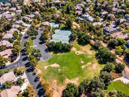 $698,500 | 441 Apple Hill Drive, Brentwood, CA 94513