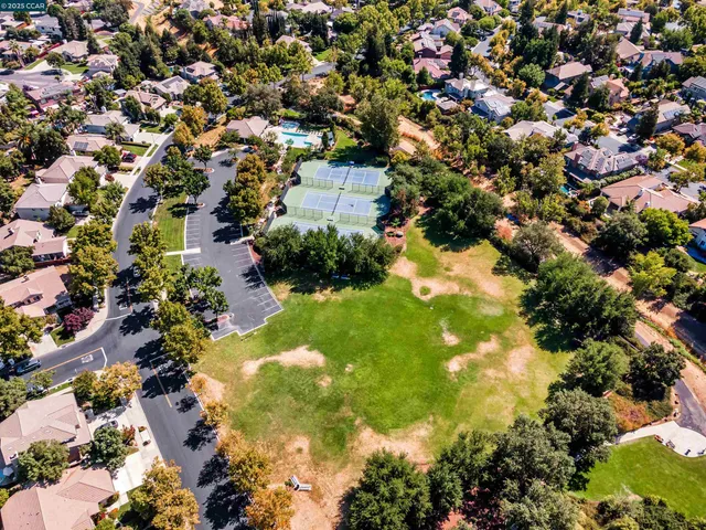 $698,500 | 441 Apple Hill Drive, Brentwood, CA 94513