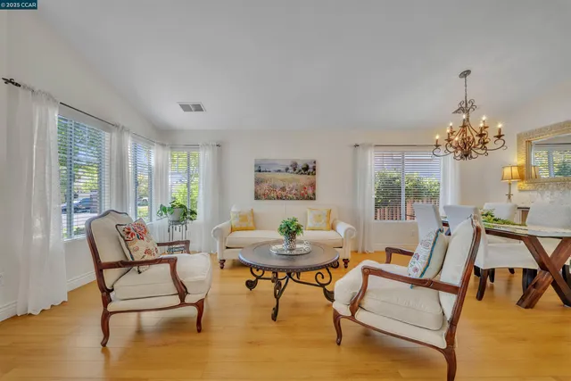 $698,500 | 441 Apple Hill Drive, Brentwood, CA 94513