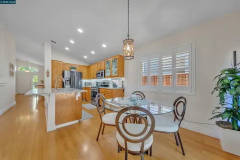 $698,500 | 441 Apple Hill Drive, Brentwood, CA 94513