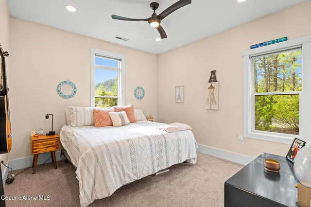 $2,995,000 | 445 West Beach Court, Dover, ID 83825