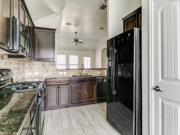 $1,850 | 600 Pollyann Trail, Fort Worth, TX 76052