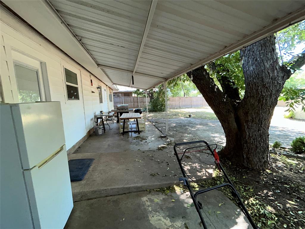 908 Fairview Street Graham, TX 76450 - Photo 27 of 30