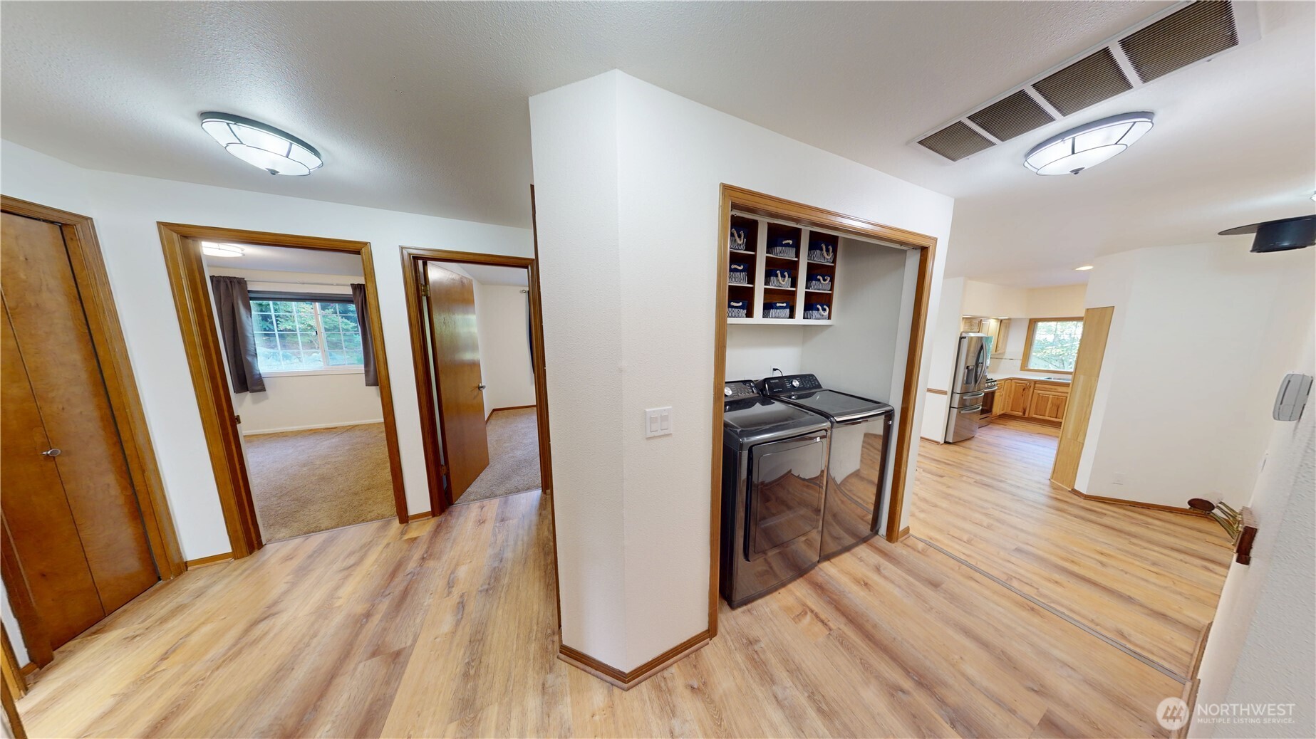 715 North Waugh Road Mount Vernon, WA 98273 - Photo 8 of 19 Gallery Image 8