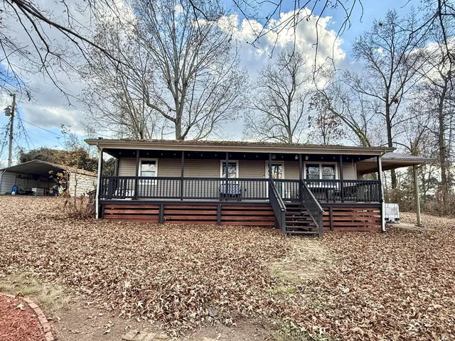 $232,400 | 230 West Francis Spring Road, Whitwell, TN 37397