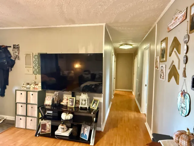 $232,400 | 230 West Francis Spring Road, Whitwell, TN 37397