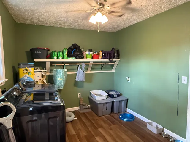 $232,400 | 230 West Francis Spring Road, Whitwell, TN 37397