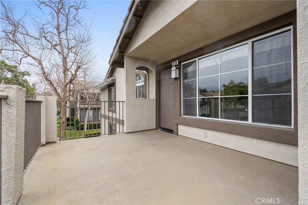 219 Chaumont Circle Lake Forest, CA 92610 - Photo 2 of 56 A peaceful interior location in one of Foothill Ranch’s most desirable neighborhoods.