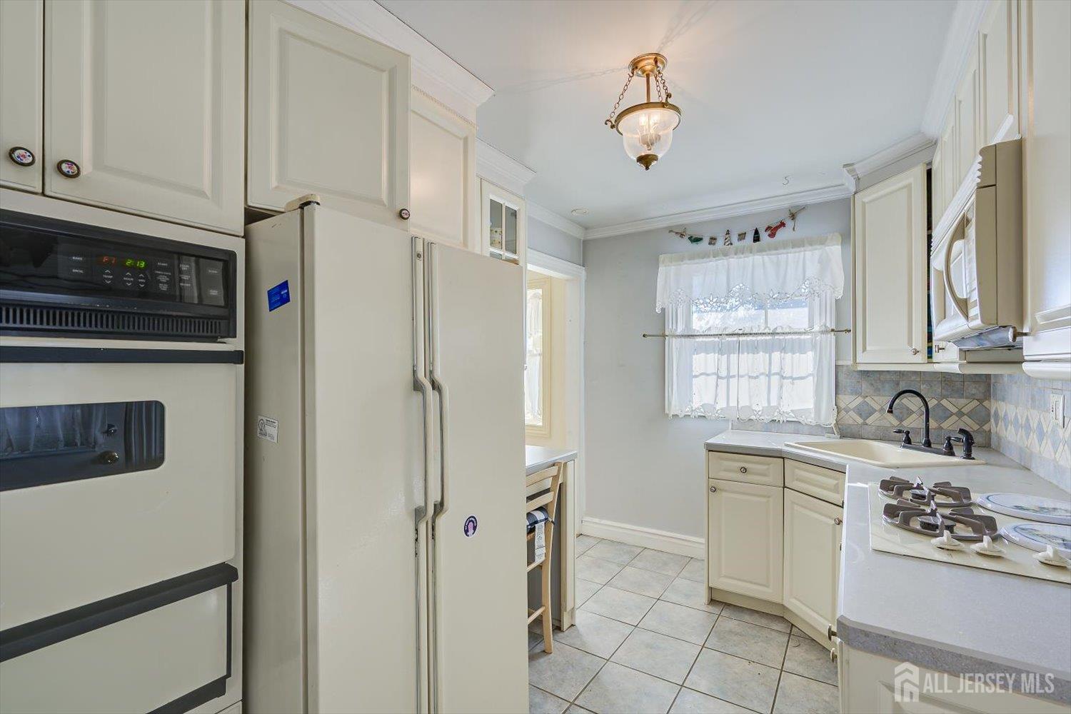 144 Princeton Road Old Bridge, NJ 08859 - Photo 11 of 21