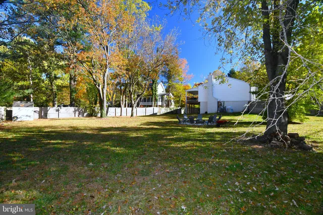 a view of a house with a big yard