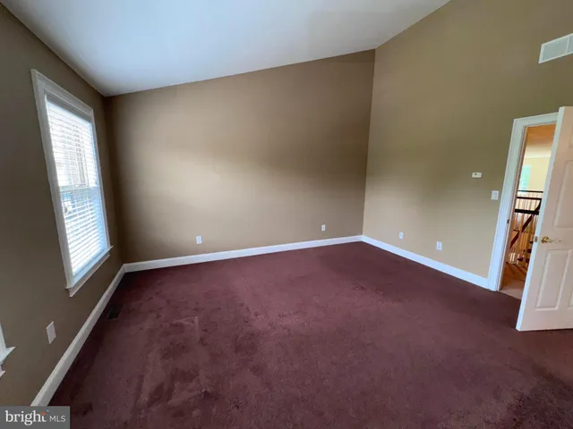 $699,900 | 623 St James Court, Langhorne, PA 19047