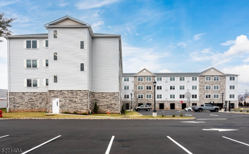 1025 Raritan Road, Unit 303 Clark, NJ 07066 - Photo 5 of 21