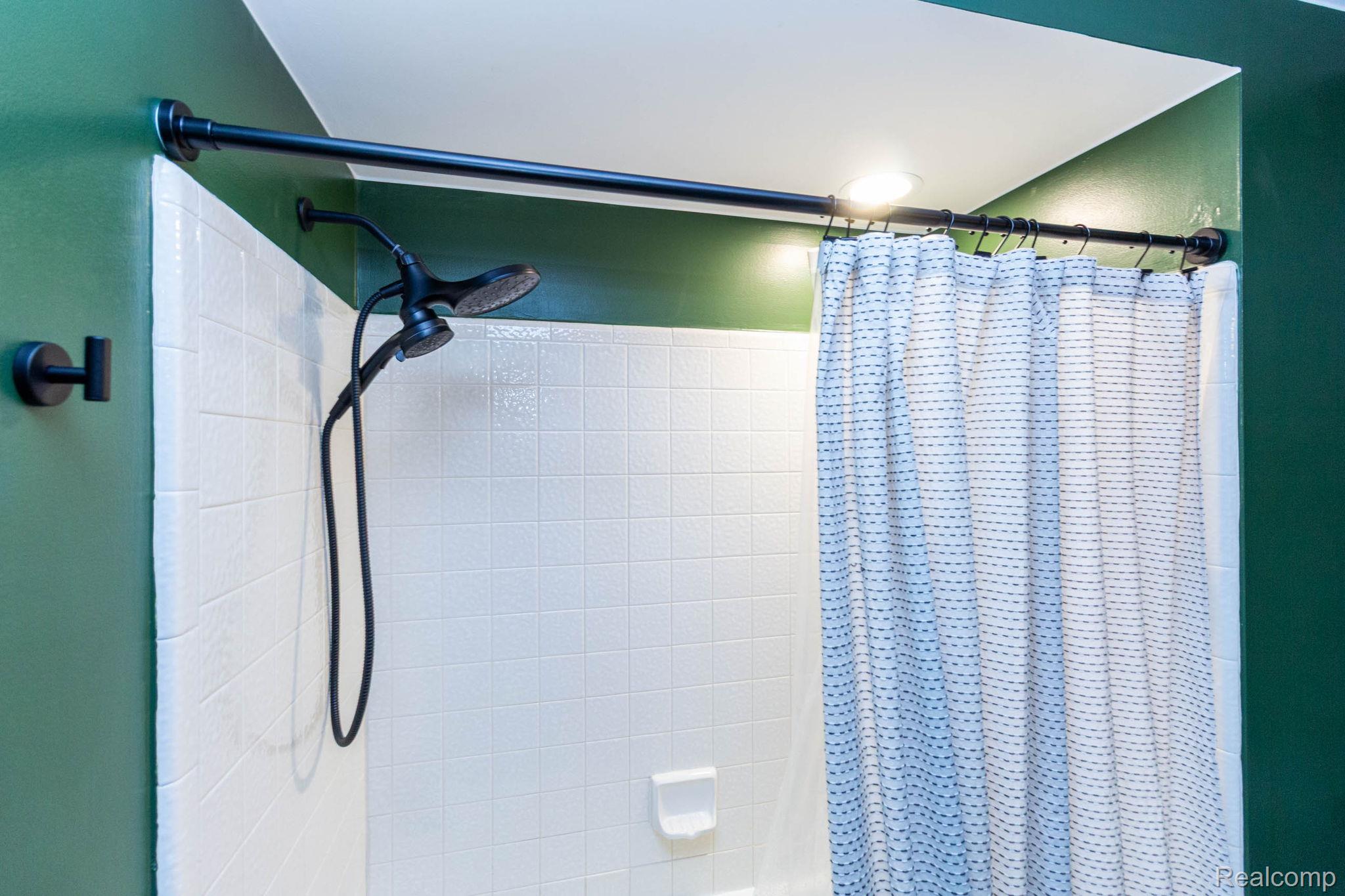 21508 Hall Road Trenton, MI 48183 - Photo 29 of 43 CERAMIC TILE SHOWER WITH DUAL SHOWER HEADS!
