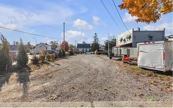 $68,000 | 88 West Becher Street, West Allis, WI 53227