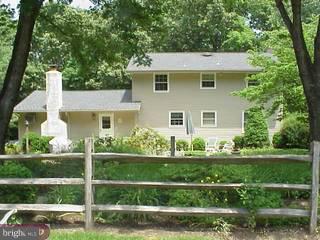 342 Bishop Road Pottstown, PA 19465 - Photo 2 of 4