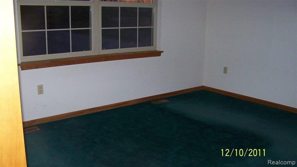11320 Bryce Road Emmett, MI 48022 - Photo 12 of 16 100_3464.JPG