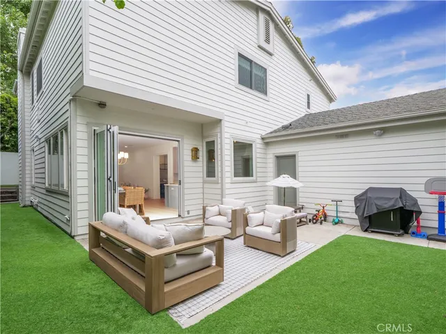 $4,649,000 | 3619 Laurel Avenue, Manhattan Beach, CA 90266