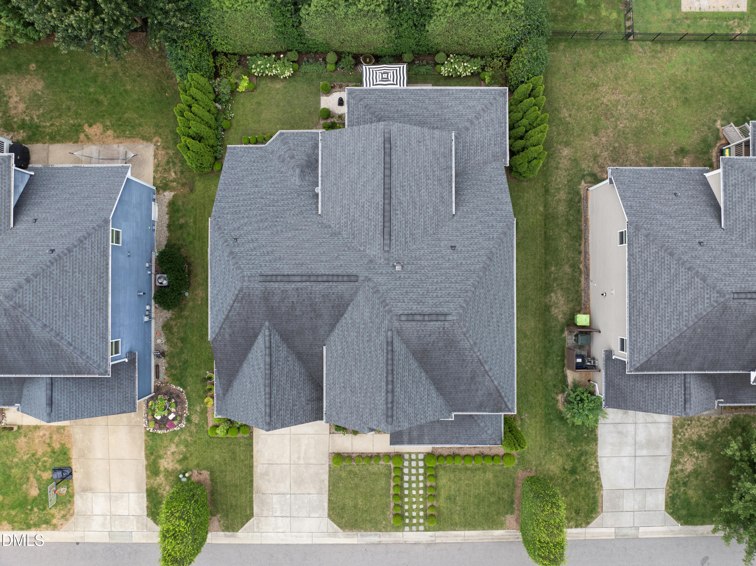 11821 Friendship Oak Trail Raleigh, NC 27613 - Photo 2 of 49 DJI_20250819153049_0013_D