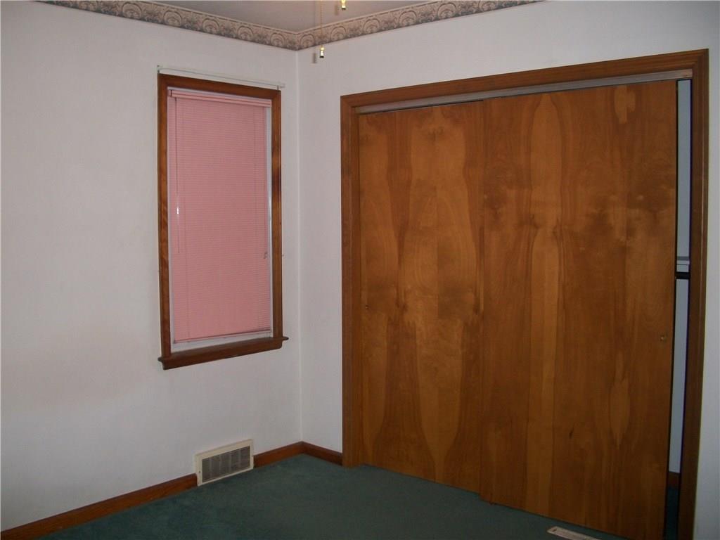 907 Freeport Road Natrona Heights, PA 15065 - Photo 9 of 17 Gallery Image 9
