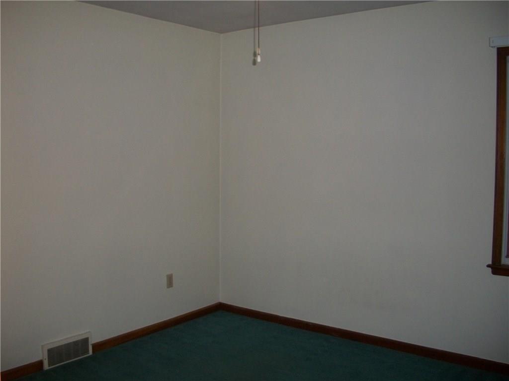 907 Freeport Road Natrona Heights, PA 15065 - Photo 10 of 17 Gallery Image 10