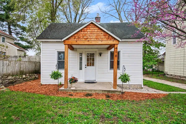 $199,900 | 416 Marietta Street Northeast, Grand Rapids, MI 49505