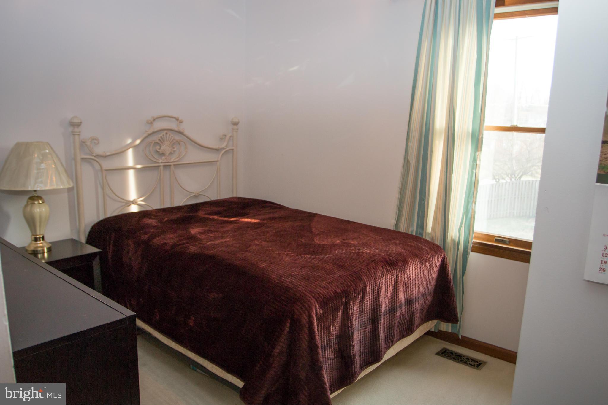 1303 Westburn Road Baltimore, MD 21228 - Photo 15 of 26 Bedroom 2