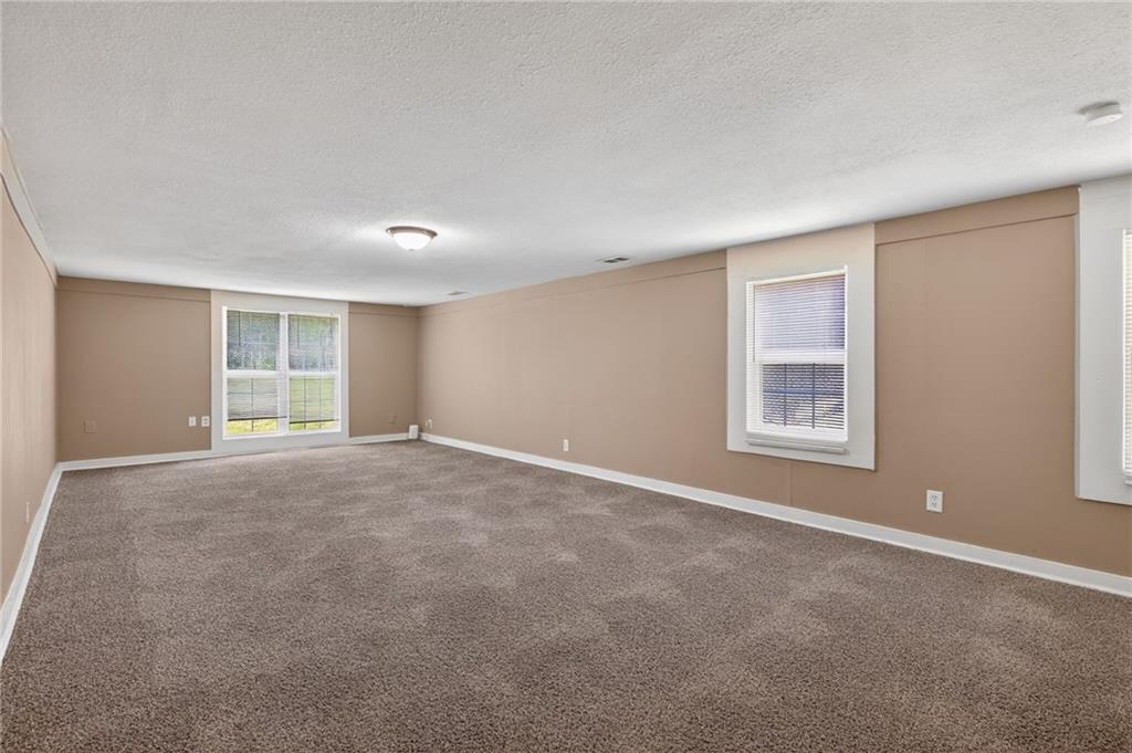 8318 Pershing Road Raytown, MO 64138 - Photo 20 of 30