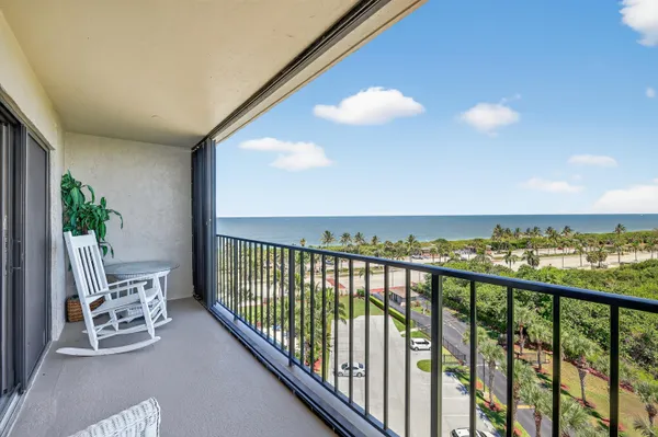 $3,800 | 801 South Ocean Drive, Unit 910, Fort Pierce, FL 34949