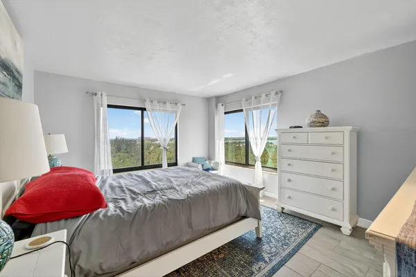 $3,800 | 801 South Ocean Drive, Unit 910, Fort Pierce, FL 34949