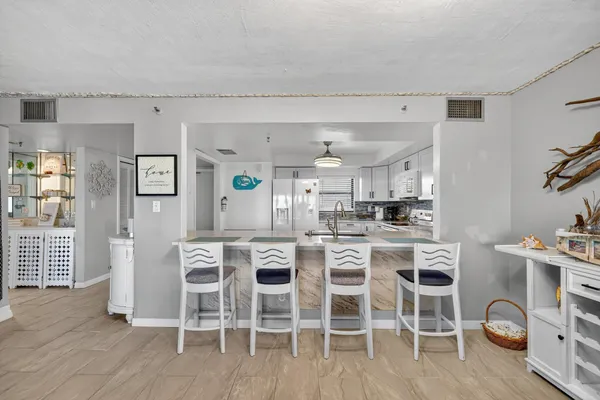 $3,800 | 801 South Ocean Drive, Unit 910, Fort Pierce, FL 34949