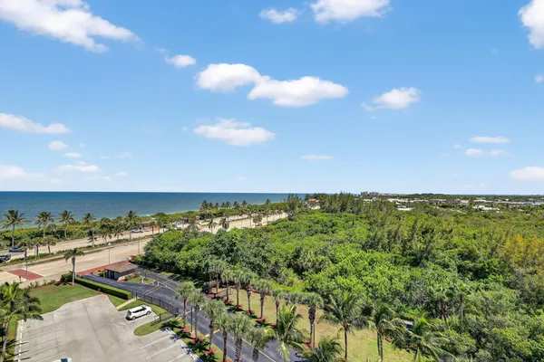 $3,800 | 801 South Ocean Drive, Unit 910, Fort Pierce, FL 34949