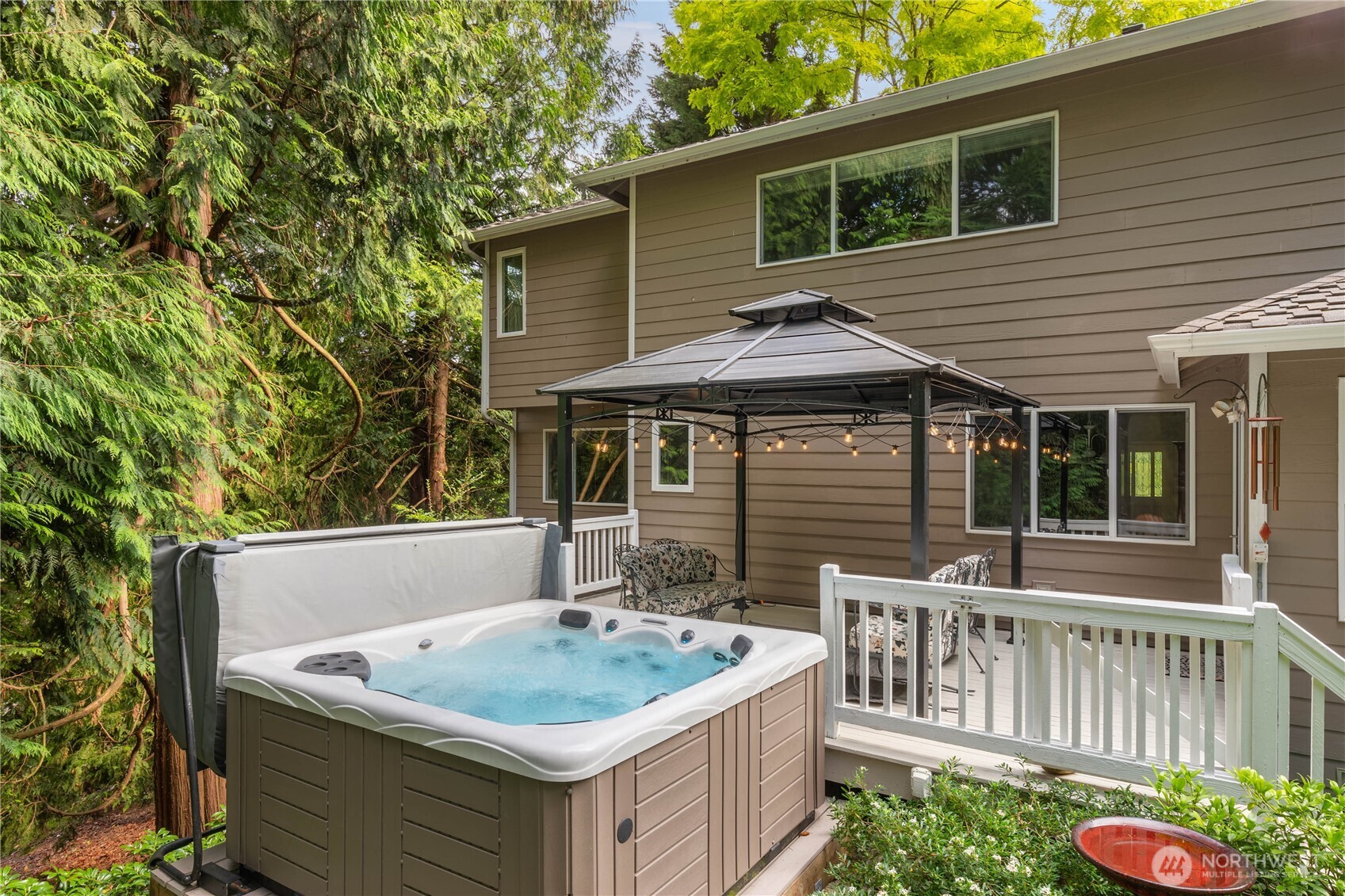 10405 Northeast 151st Place Bothell, WA 98011 - Photo 18 of 35 Gallery Image 18